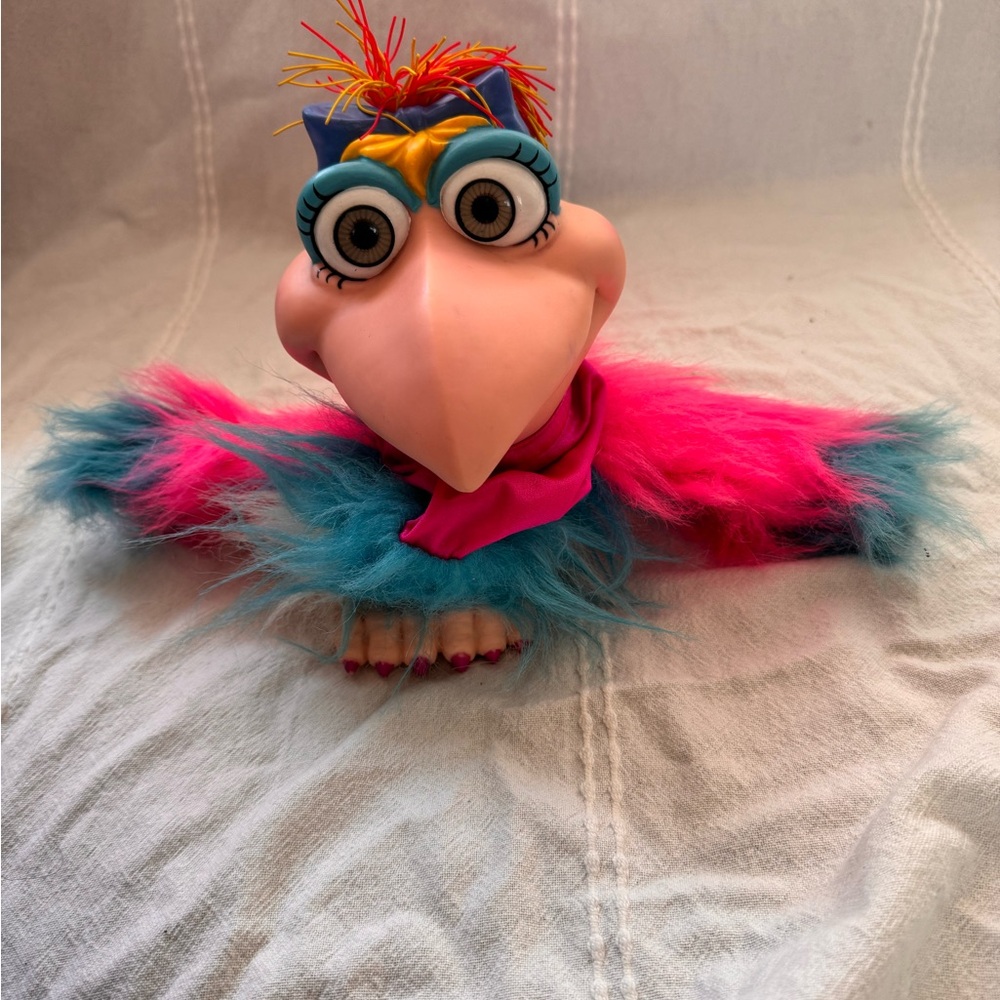 Vintage 1991 The Burds TINA TALKATOO Colorful Arm Puppet Ventriloquist Pet